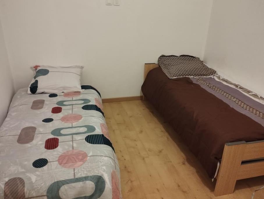 Agreable Maison Avec Parking Gratuit Apartment Amiens Exterior photo